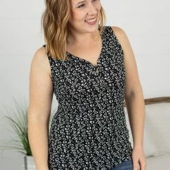 Michelle Mae Addison Henley Tank - Black And White Leopard SHORT SLEEVES