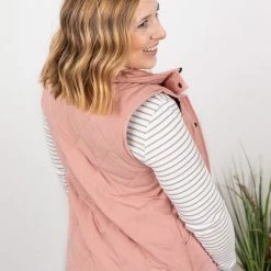 Michelle Mae SHORT SLEEVES Remy Zip Up Vest - Heathered Pink