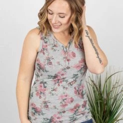 Michelle Mae SHORT SLEEVES Addison Henley Tank - Grey W/ Pink Floral