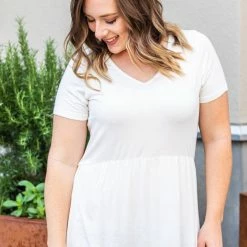 Michelle Mae Sarah Ruffle Top - Ivory SHORT SLEEVES