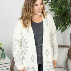 Michelle Mae LONG SLEEVES Blanket Cardigan - Ivory Aztec
