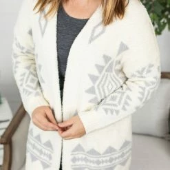 Michelle Mae LONG SLEEVES Blanket Cardigan - Ivory Aztec