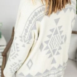 Michelle Mae LONG SLEEVES Blanket Cardigan - Ivory Aztec
