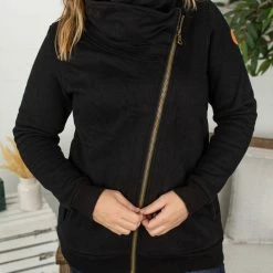 Michelle Mae Quinn ZipUp Cowl - Black