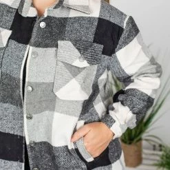 Best Sale ❤️ Michelle Mae LONG SLEEVES Holly Plaid Shacket - Black And White ⌛ 7 Michelle Mae LONG SLEEVES Holly Plaid Shacket - Black And White