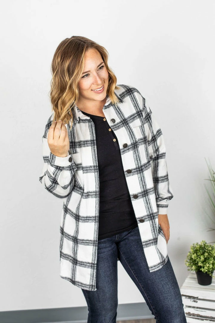 Promo 💯 Michelle Mae LONG SLEEVES Dolly Long Plaid Shacket - Black And White 🎉 1 Michelle Mae LONG SLEEVES Dolly Long Plaid Shacket - Black And White