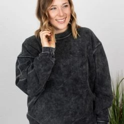 Michelle Mae Vintage Wash Ribbed Pullover - Black LONG SLEEVES