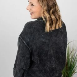Michelle Mae Vintage Wash Ribbed Pullover - Black LONG SLEEVES