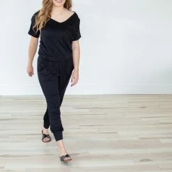 Rogue Society Apparel® SHORT SLEEVES Black V-neck Jumper