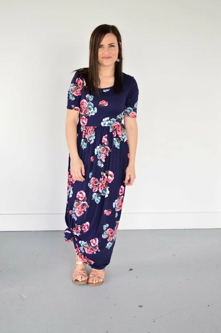 Deals ✔️ Rogue Society Apparel® Navy Floral Maxi With Nursing Option SHORT SLEEVES 😀 17 Rogue Society Apparel® Navy Floral Maxi With Nursing Option SHORT SLEEVES