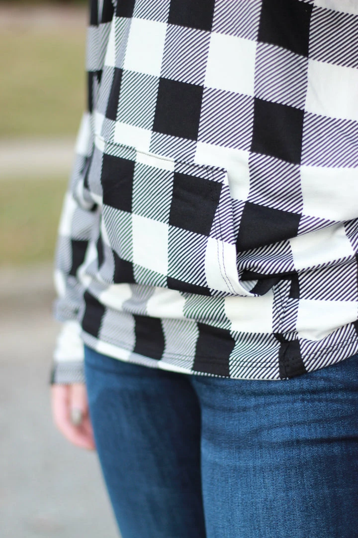 New 👍 Rogue Society Apparel® Sadie Kangaroo Top | Black And White Buffalo Plaid ⭐ 9 Rogue Society Apparel® Sadie Kangaroo Top | Black And White Buffalo Plaid