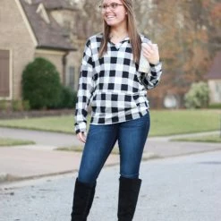 New 👍 Rogue Society Apparel® Sadie Kangaroo Top | Black And White Buffalo Plaid ⭐ 17 Rogue Society Apparel® Sadie Kangaroo Top | Black And White Buffalo Plaid