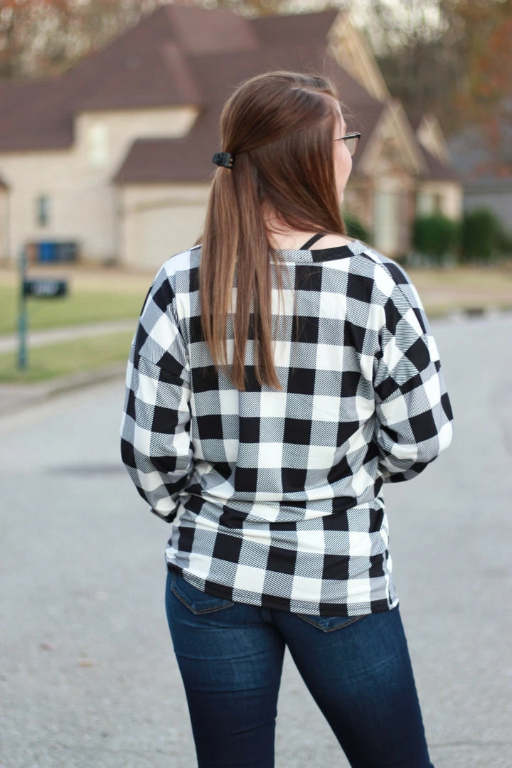New 👍 Rogue Society Apparel® Sadie Kangaroo Top | Black And White Buffalo Plaid ⭐ 14 Rogue Society Apparel® Sadie Kangaroo Top | Black And White Buffalo Plaid
