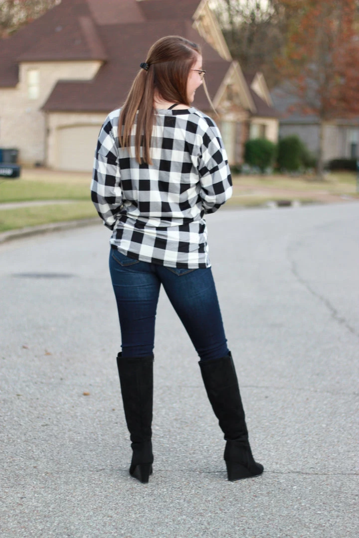 New 👍 Rogue Society Apparel® Sadie Kangaroo Top | Black And White Buffalo Plaid ⭐ 15 Rogue Society Apparel® Sadie Kangaroo Top | Black And White Buffalo Plaid