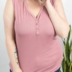 Michelle Mae Addison Henley Tank - Rose