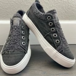 Little Bear Boutique Blowfish Playdoe- Black Smoke