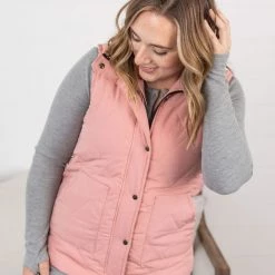 Michelle Mae SHORT SLEEVES Remy Zip Up Vest - Heathered Pink