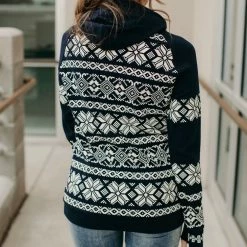 Ampersand Avenue LONG SLEEVES Frosty Doublehood