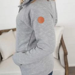 Michelle Mae LONG SLEEVES Quilted Button Snap Pullover - Grey