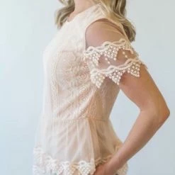 Ampersand Avenue Blush Lace Top