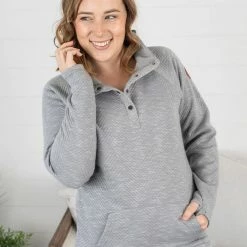 Michelle Mae LONG SLEEVES Quilted Button Snap Pullover - Grey