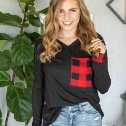 Rogue Society Apparel® LONG SLEEVES Buffalo Plaid Pocket Top | Red And Black Buffalo