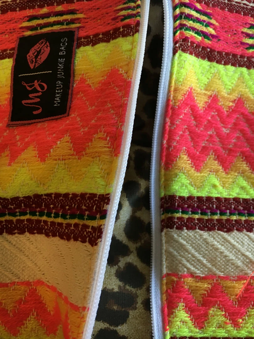 Brand new ๐ Makeup Junkie Bags ACCESSORIES Makeup Junkie- SMALL ๐งจ 11 Makeup Junkie Bags ACCESSORIES Makeup Junkie- SMALL