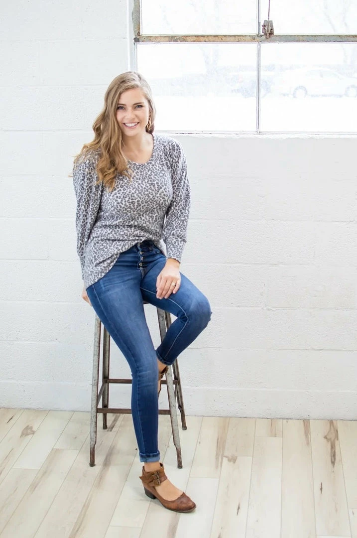Buy ⭐ Rogue Society Apparel® Date Night Top | Cheetah LONG SLEEVES ❤️ 4 Rogue Society Apparel® Date Night Top | Cheetah LONG SLEEVES