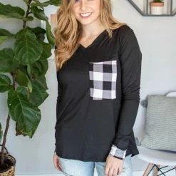 Rogue Society Apparel® LONG SLEEVES Buffalo Plaid Pocket Tee | Black And White Buffalo