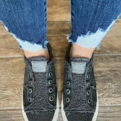 Little Bear Boutique Blowfish Playdoe- Black Smoke