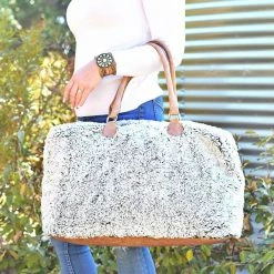Little Bear Boutique Sherpa Weekender ACCESSORIES
