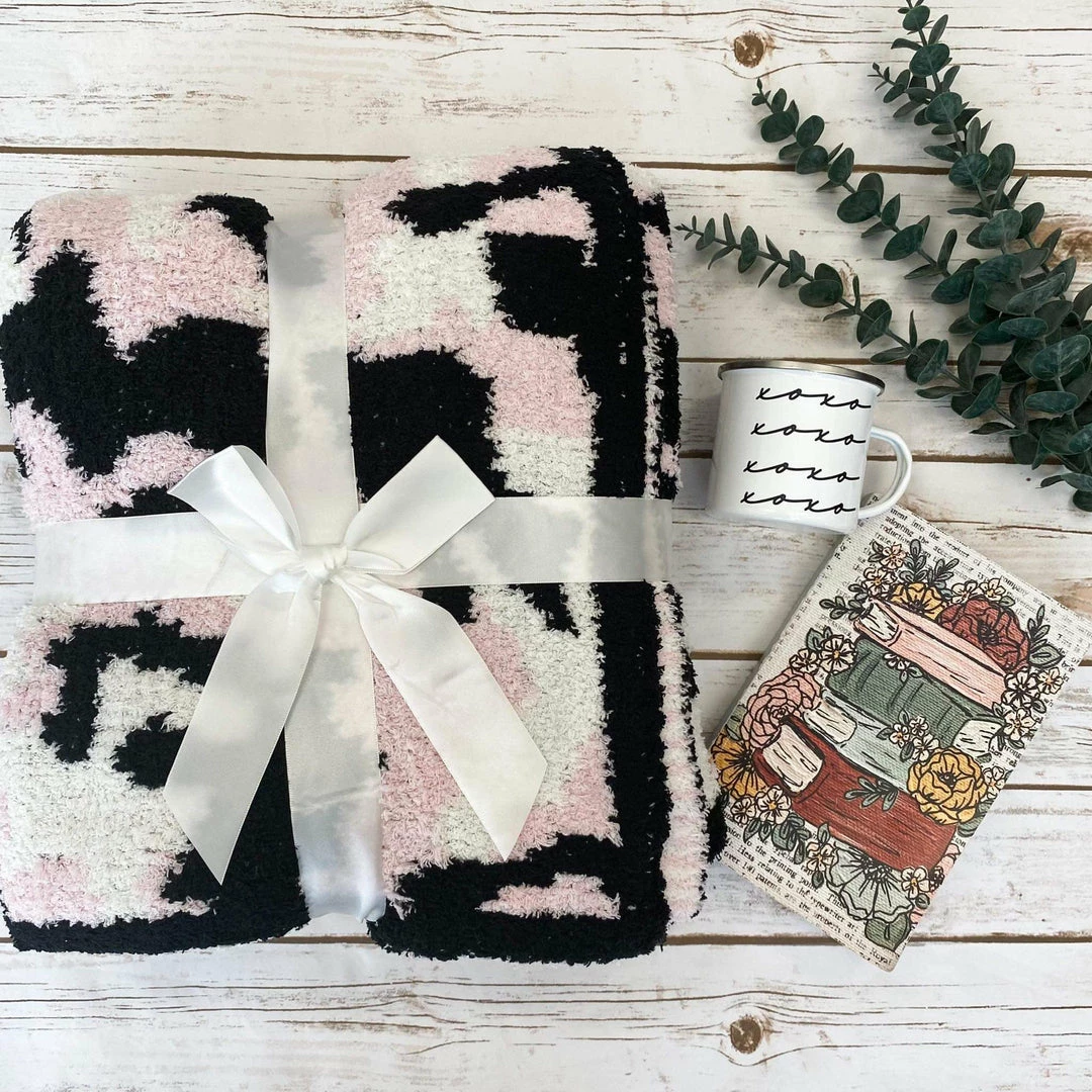 Cheapest ๐ Michelle Mae ACCESSORIES Plush And Fuzzy Blanket - Pink Camo ๐ 2 Michelle Mae ACCESSORIES Plush And Fuzzy Blanket - Pink Camo